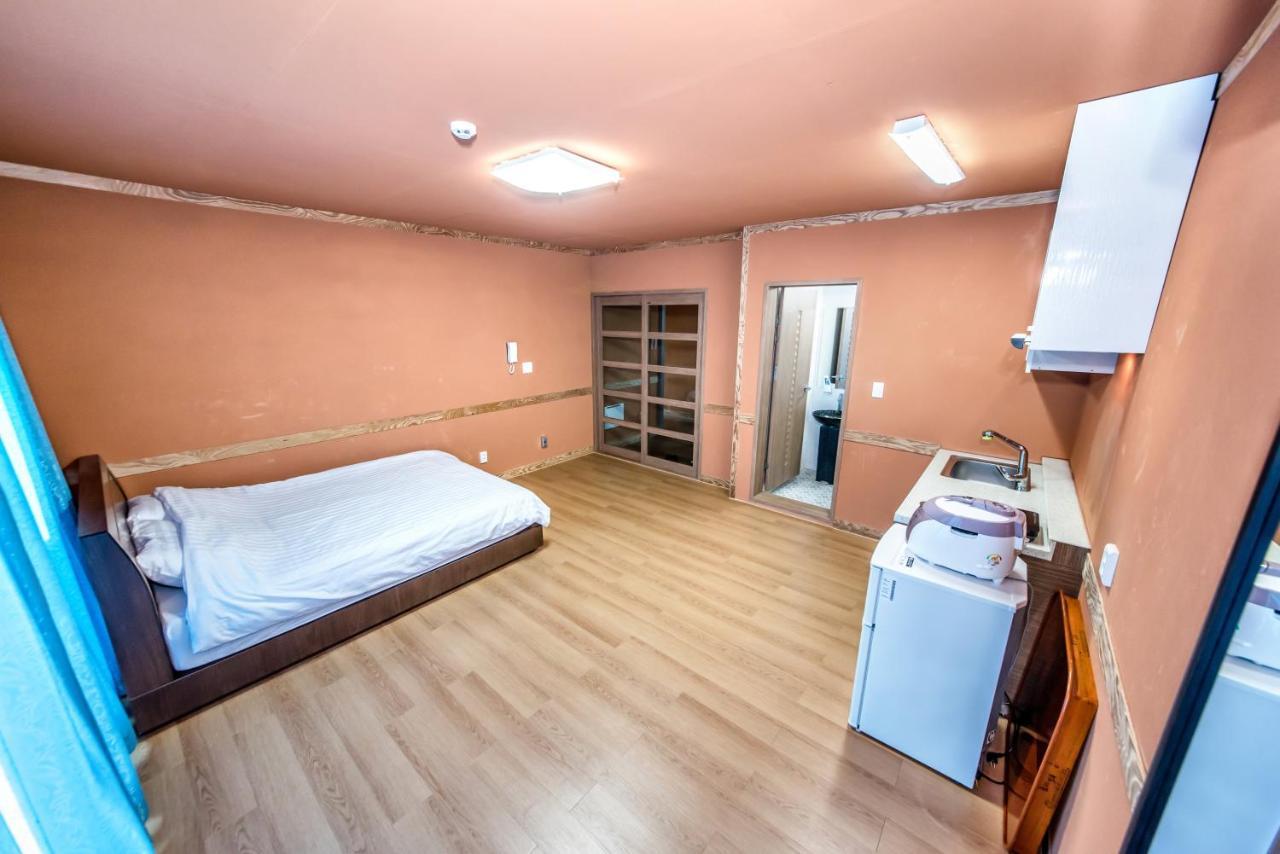 Lohas Pension Szogüpho Kültér fotó
