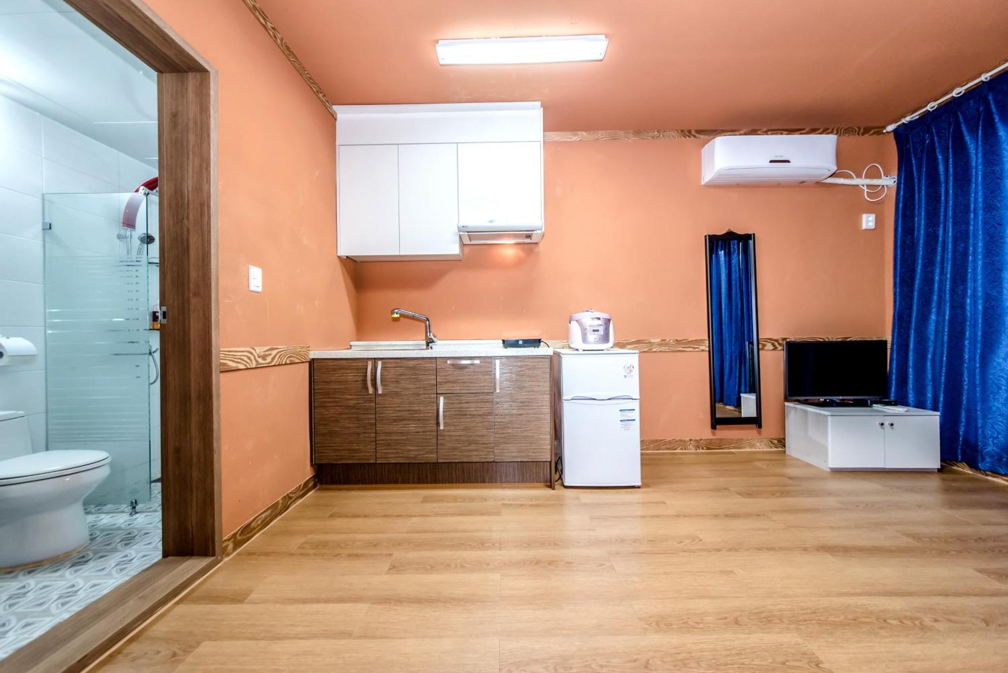 Lohas Pension Szogüpho Kültér fotó